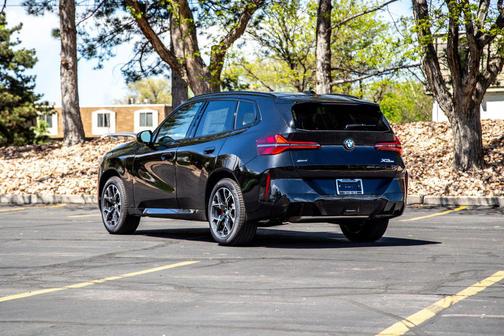Black Sapphire Metallic 2026 BMW X3 30 xDrive