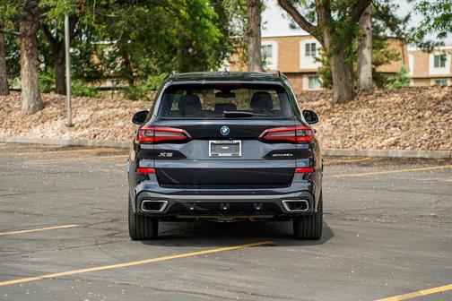 2022 BMW X5 PHEV xDrive45e