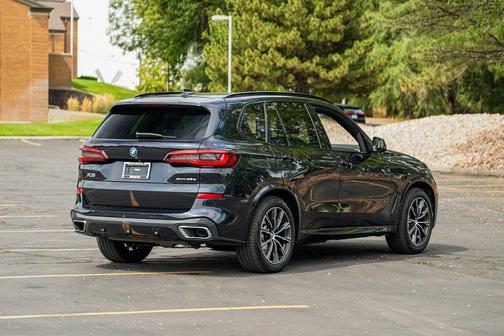 2022 BMW X5 PHEV xDrive45e