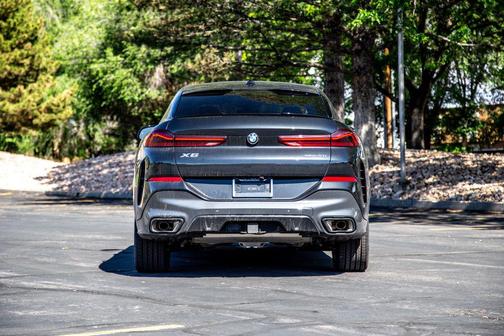Black Sapphire Metallic 2027 BMW X6 xDrive40i