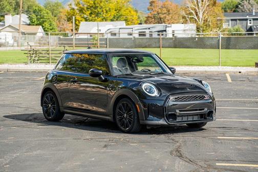 2023 MINI Hardtop Cooper S