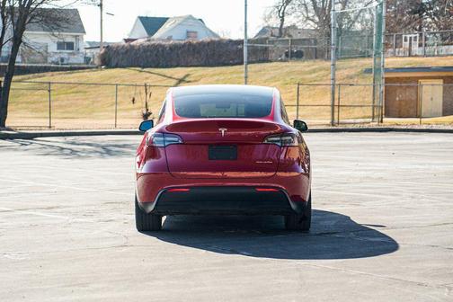 2023 Tesla Model Y Long Range Dual Motor All-Wheel Drive