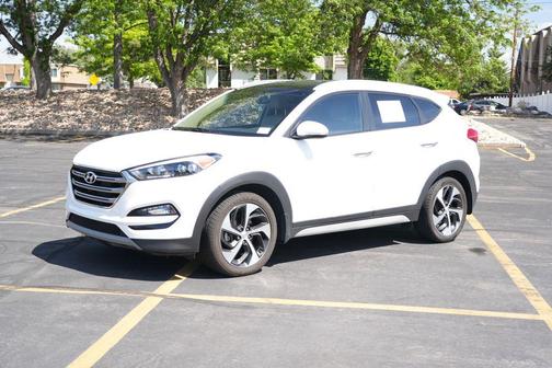 Dazzling White 2017 Hyundai TUCSON Limited