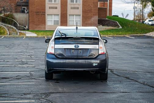 2014 Toyota Prius Plug-in Base