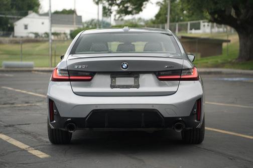 Skyscraper Grey Metallic 2023 BMW 330 xDrive