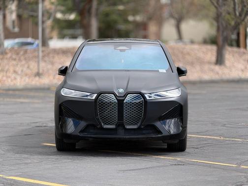 Dark Graphite Metallic 2023 BMW iX xDrive50