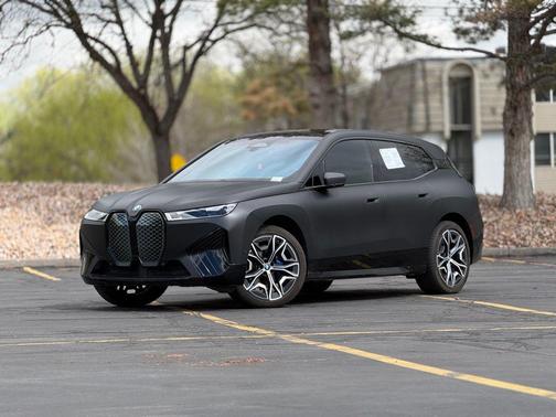 Dark Graphite Metallic 2023 BMW iX xDrive50