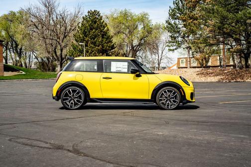 Sunny Side Yellow 2026 MINI Hardtop Cooper S