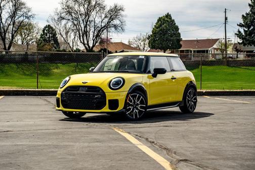 Sunny Side Yellow 2026 MINI Hardtop Cooper S