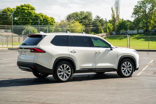 2024 Toyota Grand Highlander Limited