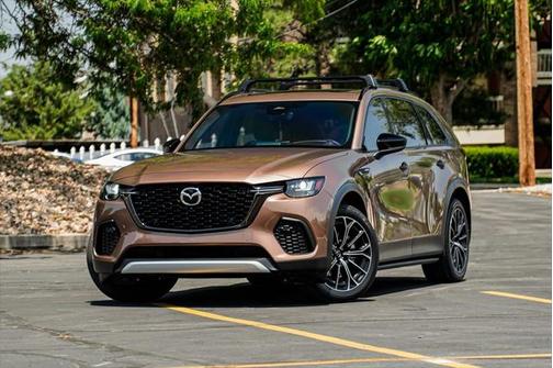 2025 Mazda CX-70 PHEV Premium Plus Package