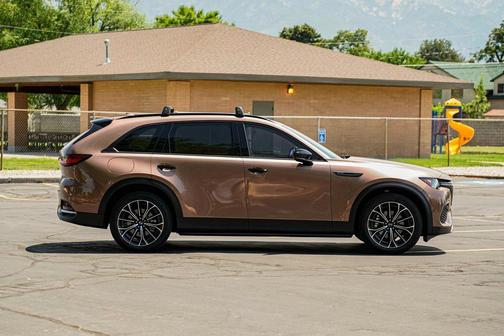 2025 Mazda CX-70 PHEV Premium Plus Package