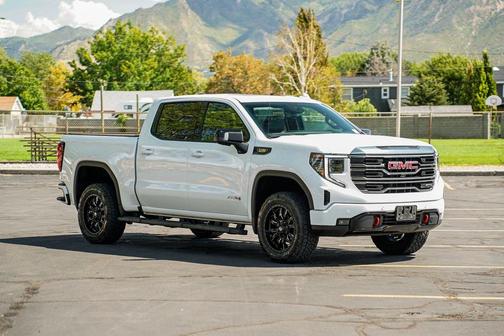 2023 GMC Sierra 1500 AT4