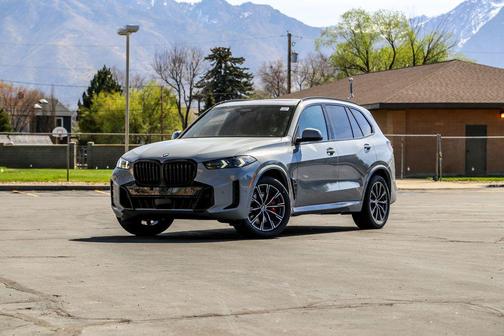 Grey 2026 BMW X5 xDrive40i