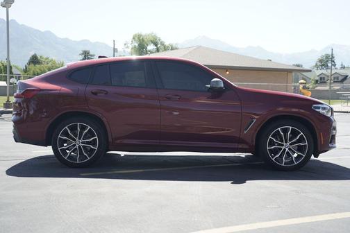 Flamenco Red Metallic 2019 BMW X4 M40i