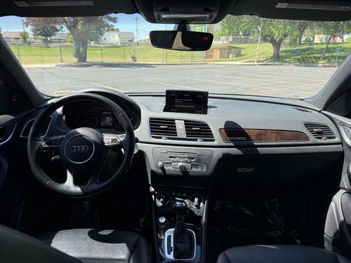 Glacier White 2016 Audi Q3 2.0T Premium Plus
