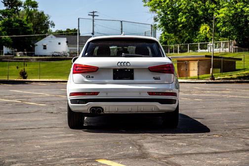 Glacier White 2016 Audi Q3 2.0T Premium Plus