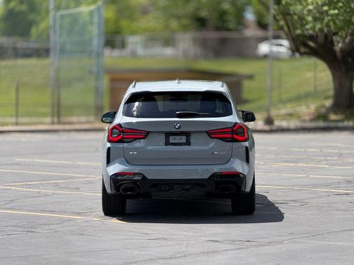 Brooklyn Grey Metallic 2023 BMW X3 M40i
