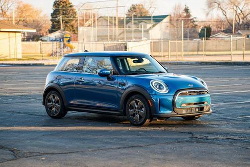 2023 MINI Hardtop Cooper