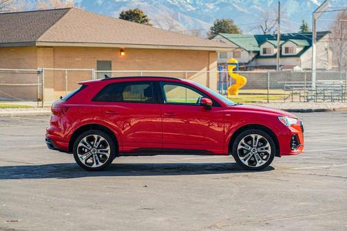 2021 Audi Q3 45 S line Premium Plus