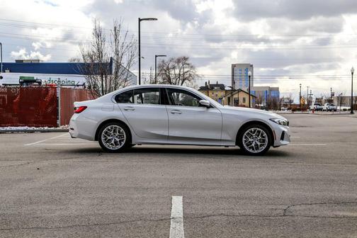 2026 BMW 330 xDrive NA