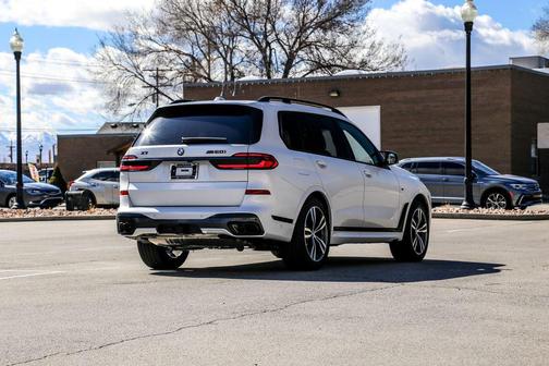 2026 BMW X7 M60i