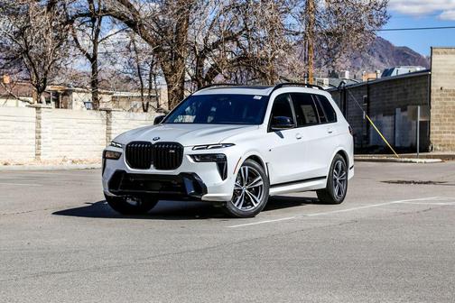 2026 BMW X7 M60i