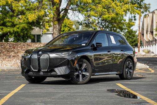 2025 BMW iX xDrive50
