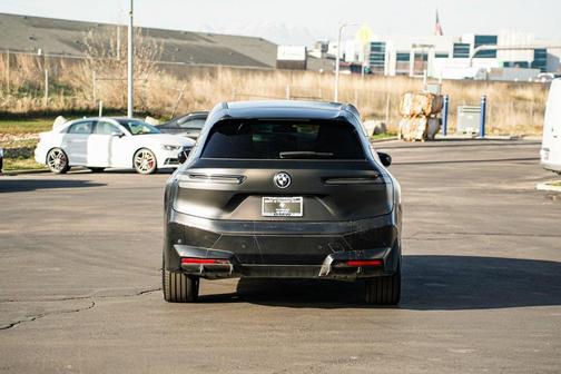 2024 BMW iX xDrive50