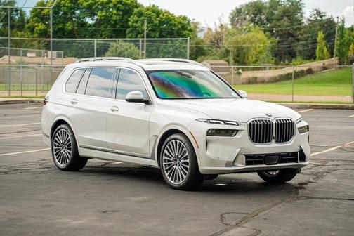 2023 BMW X7 xDrive40i