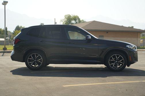 Dark Graphite Metallic 2023 BMW X3 xDrive30i