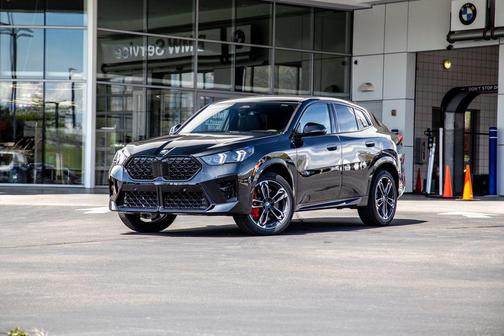 Black Sapphire Metallic 2026 BMW X2 xDrive28i