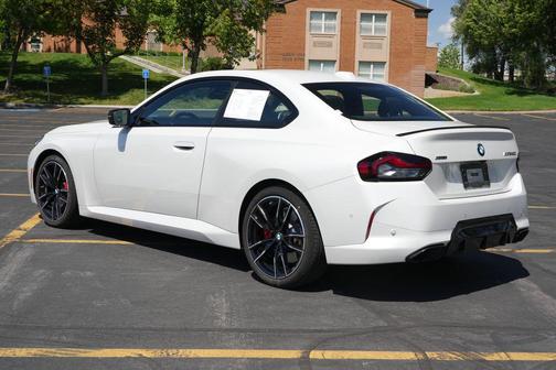 White Metallic 2026 BMW M240 i xDrive