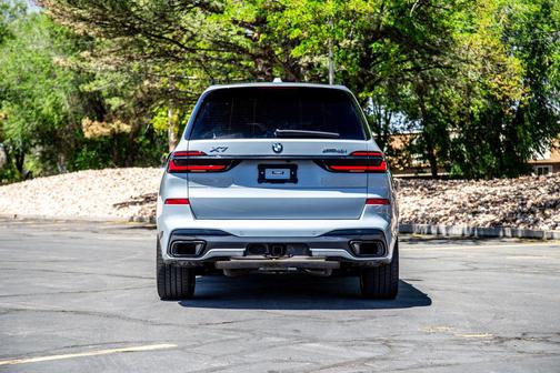 Brooklyn Grey Metallic 2024 BMW X7 xDrive40i