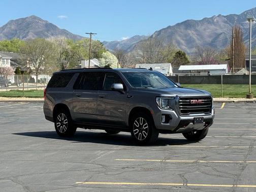 2021 GMC Yukon XL 4WD AT4