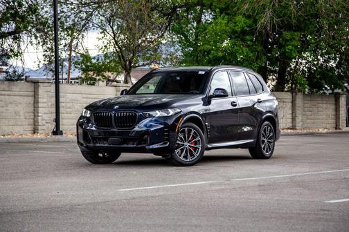 Carbon Black 2026 BMW X5 xDrive40i