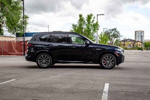 Carbon Black 2026 BMW X5 xDrive40i