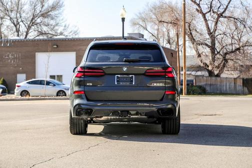 2026 BMW X5 M60i