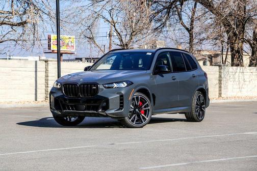 2026 BMW X5 M60i