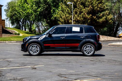 Black Metallic 2015 MINI Countryman Cooper