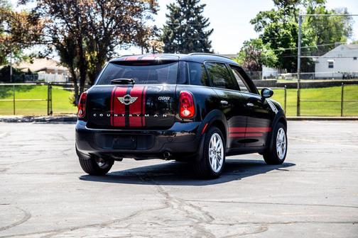 Black Metallic 2015 MINI Countryman Cooper