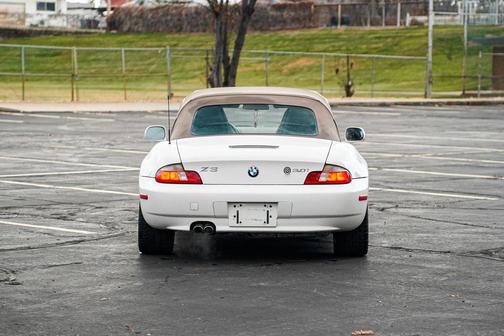 2001 BMW Z3 3.0i