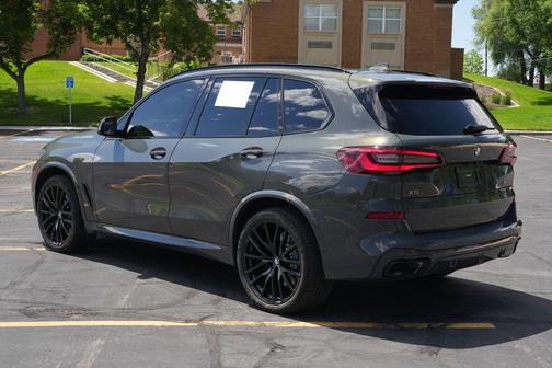 Dravit Grey Metallic 2022 BMW X5 M50i