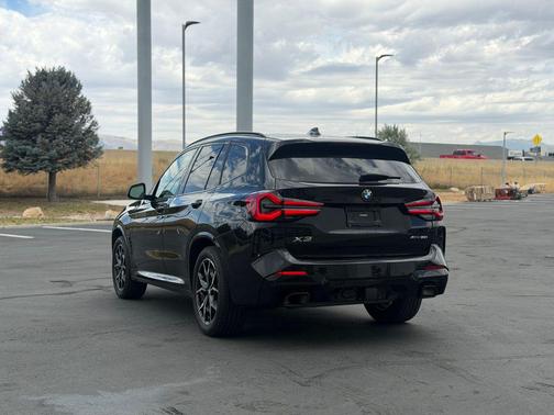 Black Sapphire Metallic 2023 BMW X3 xDrive30i