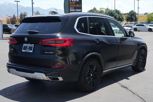 Black Sapphire Metallic 2019 BMW X5 xDrive40i