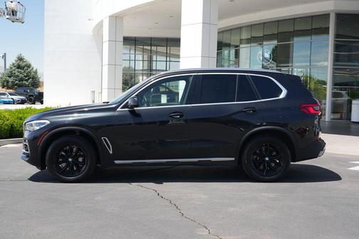 Black Sapphire Metallic 2019 BMW X5 xDrive40i