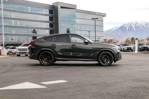 Dravit Grey Metallic 2026 BMW X6 xDrive40i