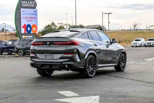 Dravit Grey Metallic 2026 BMW X6 xDrive40i