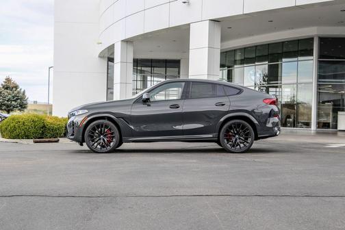 Dravit Grey Metallic 2026 BMW X6 xDrive40i