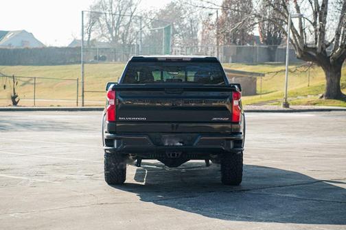 2023 Chevrolet Silverado 1500 ZR2